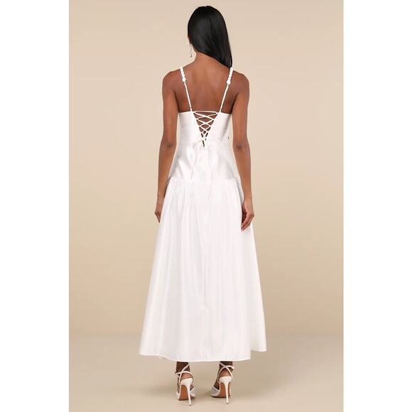 NWT Lulus Modern Adoration White Satin Backless Lace-Up Maxi Dress Size M - Picture 2 of 11